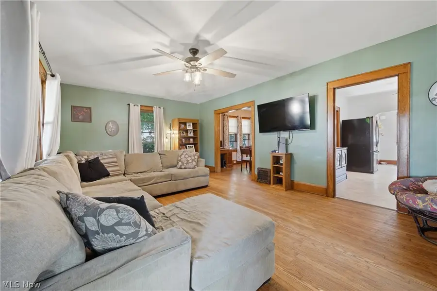 2518 Main W Avenue, Massillon, OH 44647 - #3