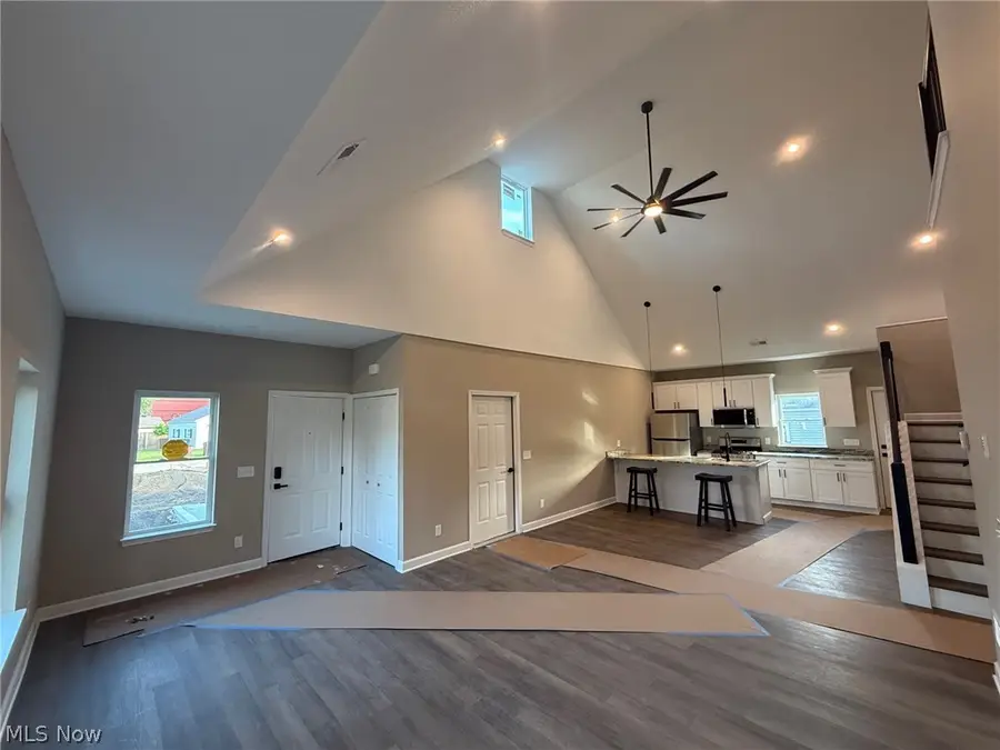 14990 Carol Drive, Maple Heights, OH 44137 - #3