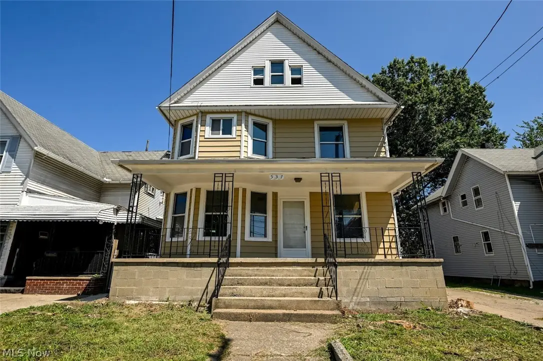 537 E Buchtel Avenue, Akron, OH 44304 - #1