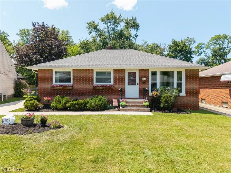 6156 Edgebrook Boulevard, Parma Heights, OH 44130 - #2