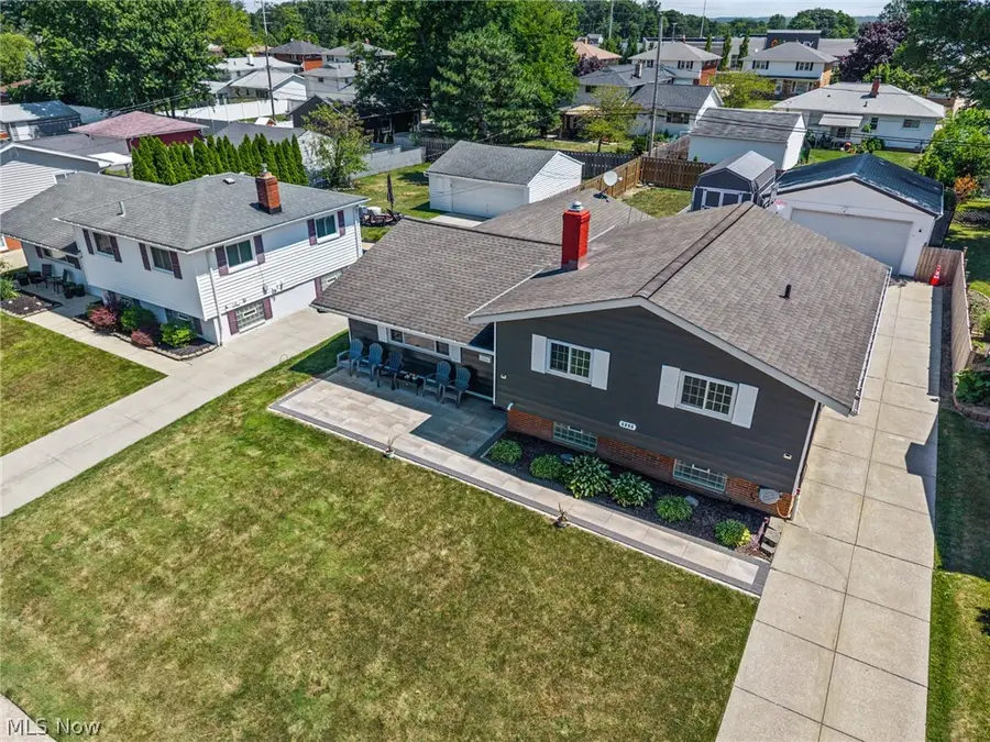 1253 Golden Gate Boulevard, Mayfield Heights, OH 44124 - #3