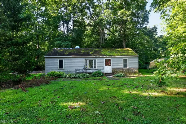 2686 Mennonite Road, Mantua, OH 44255