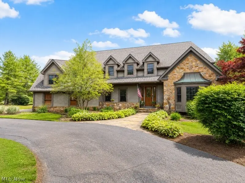11205 Hampton Ridge Drive, Chardon, OH 44024 - #1