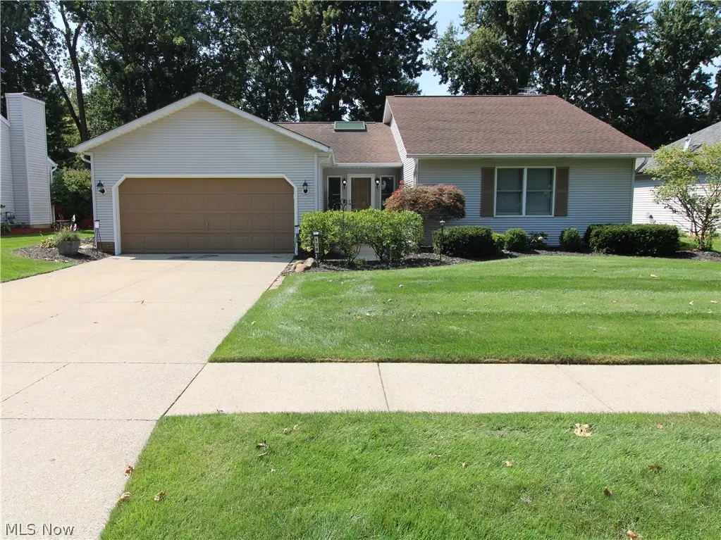 138 Loyola Drive, Elyria, OH 44035 - #1