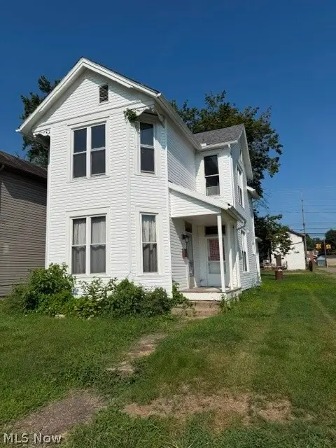 1329 Central Avenue, Zanesville, OH 43701 - #1