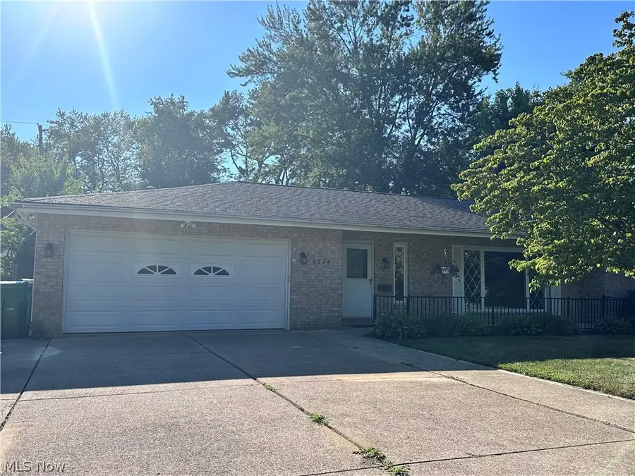 6374 S Cedarwood Road, Mentor, OH 44060 - #3