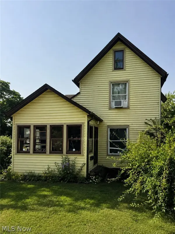 1906 Harvey Se Place, Canton, OH 44707