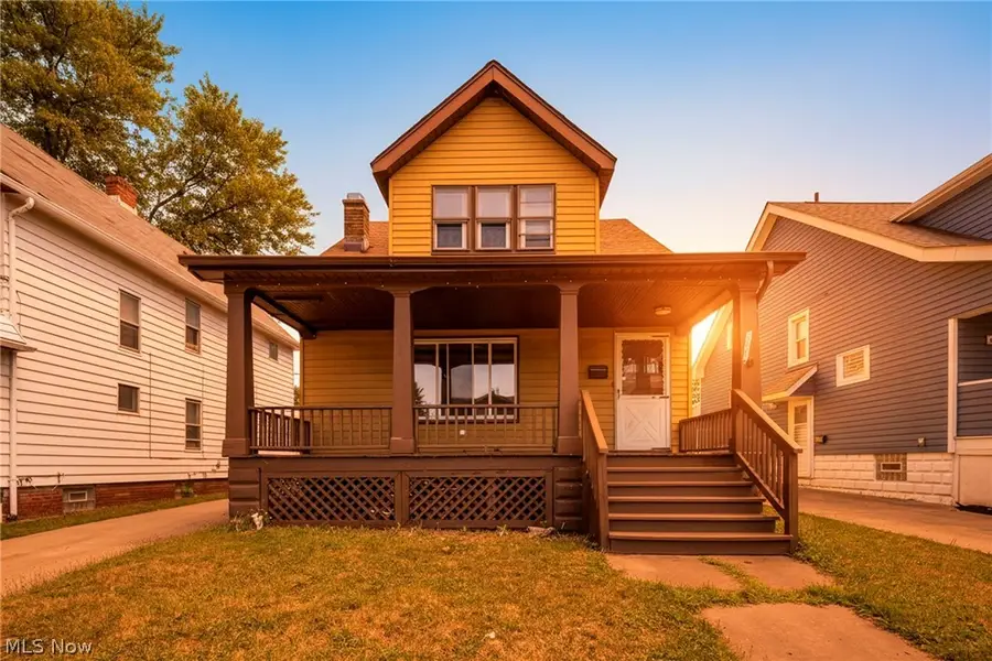 4881 107th Street, Garfield Heights, OH 44125 - #2