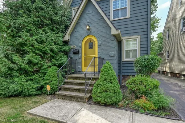3534 Cedarbrook Road, University Heights, OH 44118