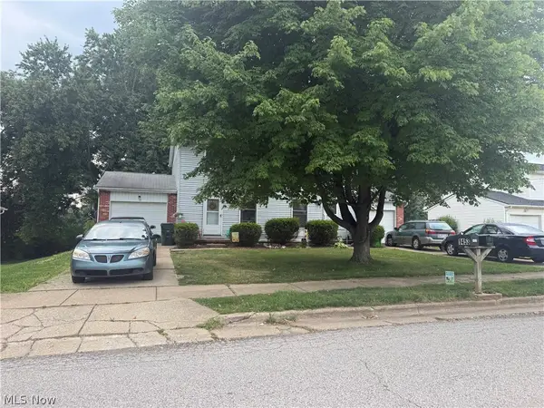 1453 Ellesmere Nw Avenue, North Canton, OH 44720