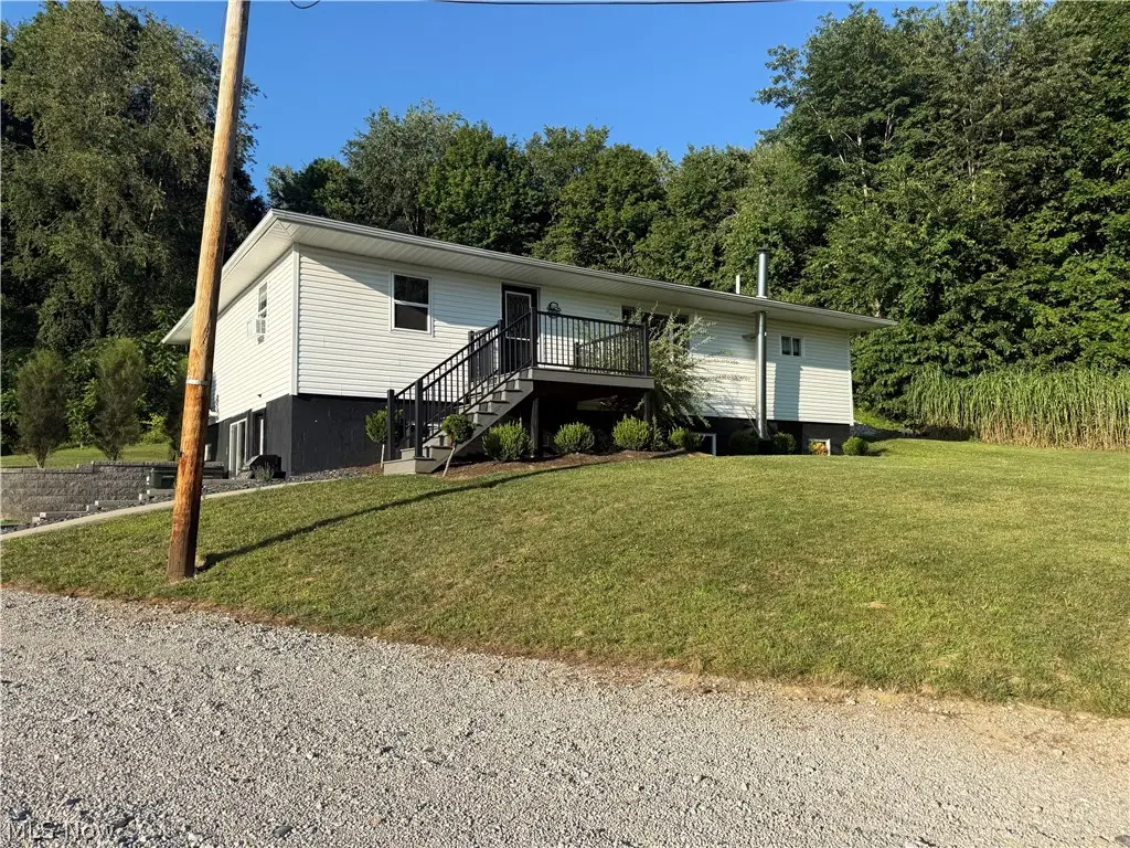 15265 Elton Sw Street, Navarre, OH 44662 - #1