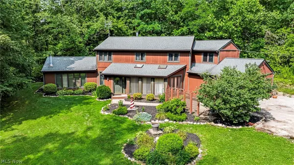 10182 Mulberry Road, Chardon, OH 44024
