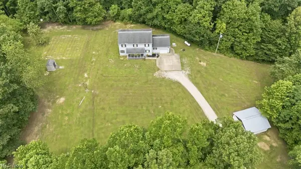 595 California House Road, Petroleum, WV 26161