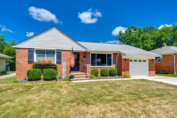 22214 Sandy Lane, Fairview Park, OH 44126