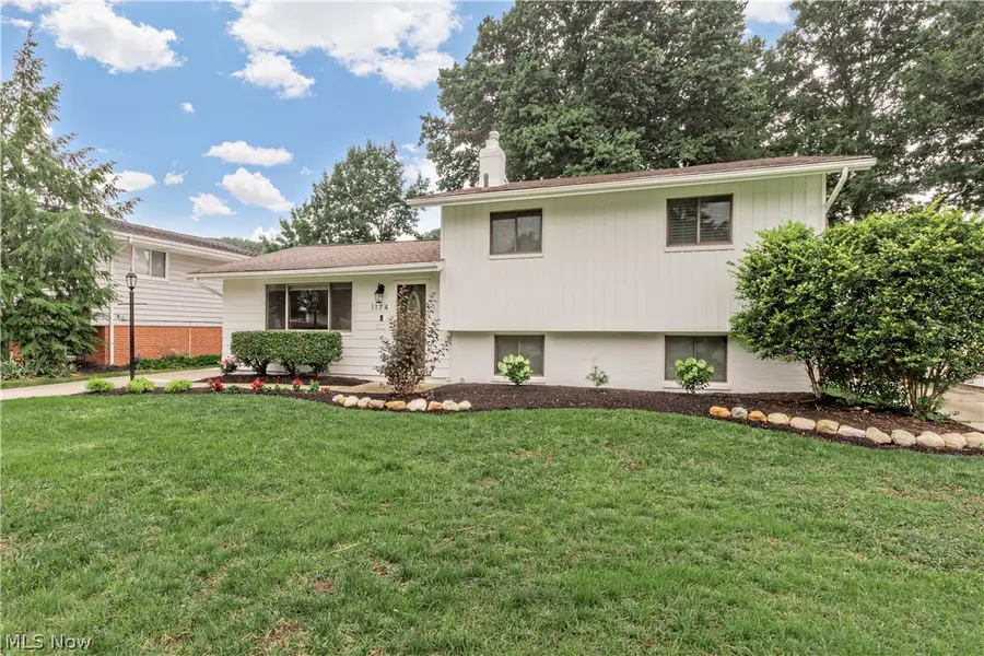 1174 Giesse Drive, Mayfield Heights, OH 44124 - #3