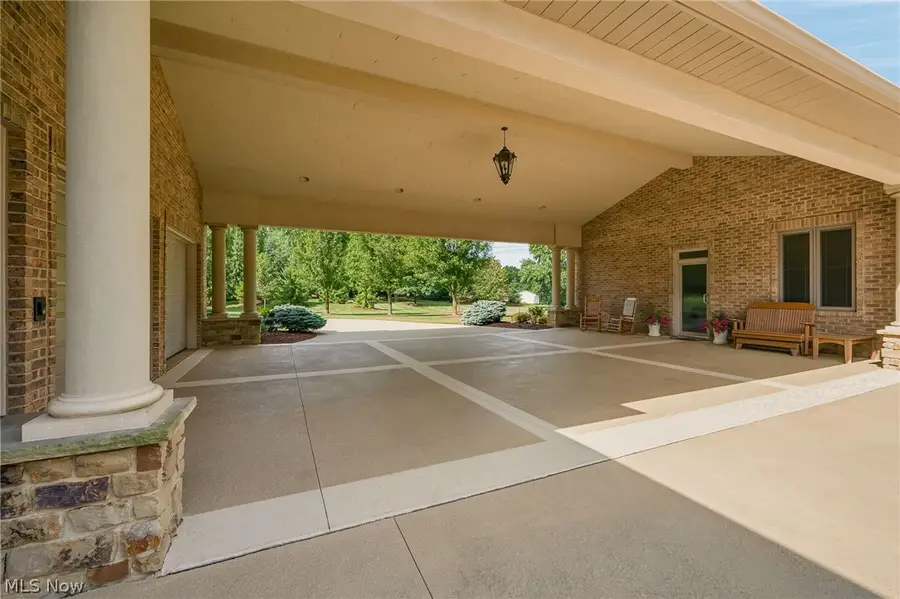 1521 Easthill Se Street, North Canton, OH 44720 - #3