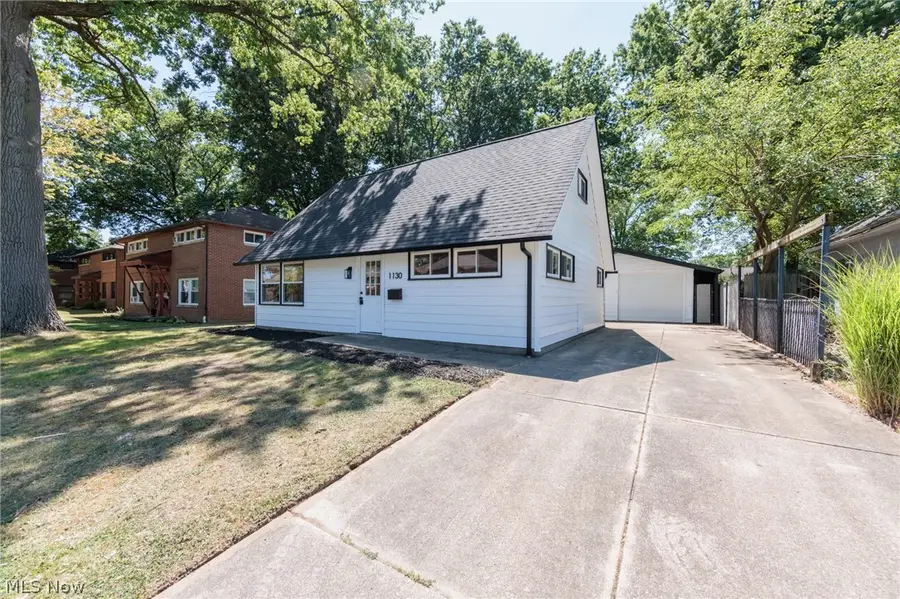 1130 Saxe Avenue, Cuyahoga Falls, OH 44221 - #2