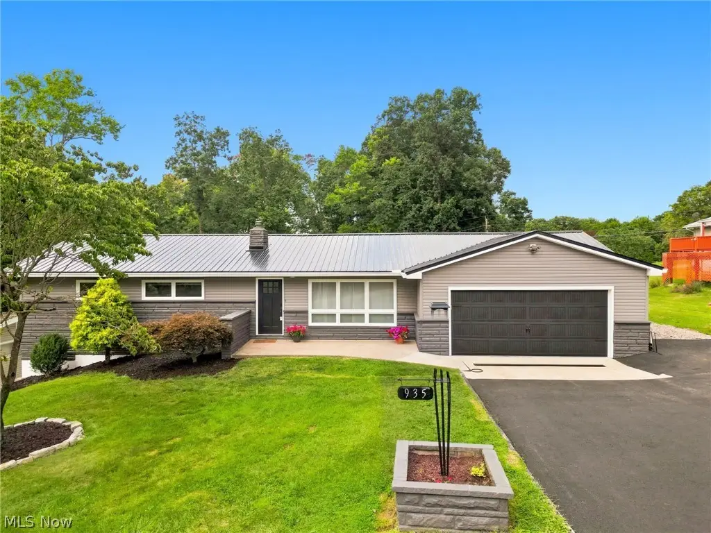 935 Blossom Lane, Zanesville, OH 43701 - #1