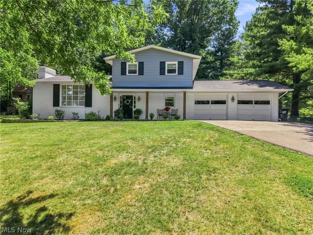 1884 Spring Valley Nw Avenue, Canton, OH 44708 - #1