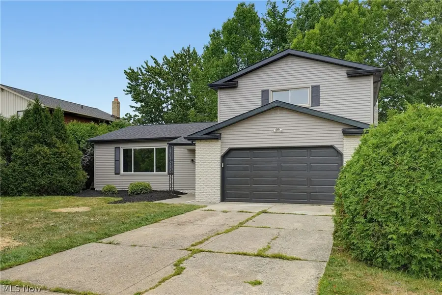 4796 Lindsey Lane, Richmond Heights, OH 44143 - #2
