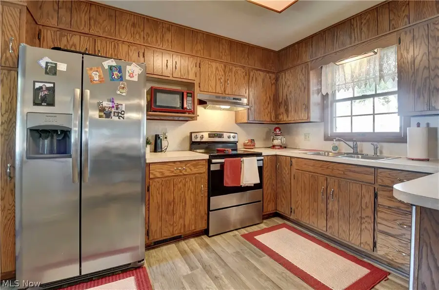 328 10th Nw Street, New Philadelphia, OH 44663 - #3