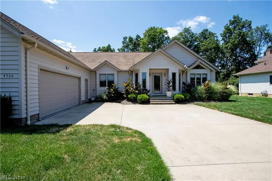 4366 Woodlake Trail, Wooster, OH 44691 - #2