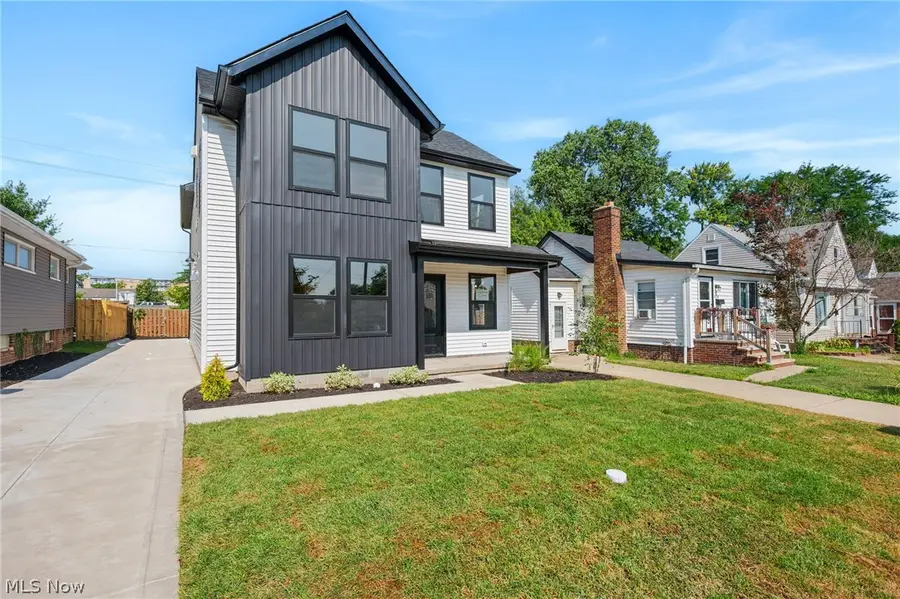4232 Brookway Lane, Brooklyn, OH 44144 - #2