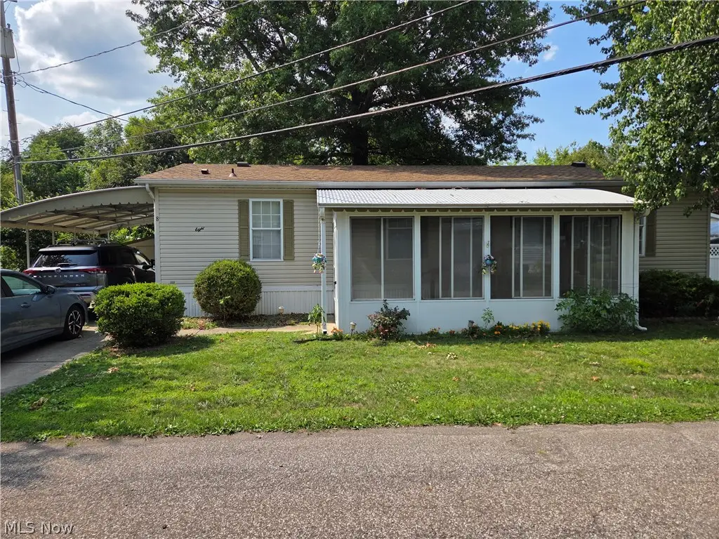 8 Maple Drive, Olmsted, OH 44138 - #1