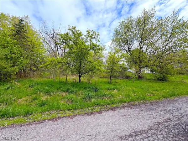 E 7th Street, Ashtabula, OH 44004