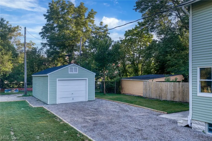 6209 Pear Avenue, Cleveland, OH 44102 - #3