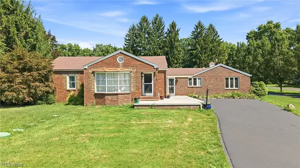 7073 Stewart Sharon Road, Hubbard, OH 44425