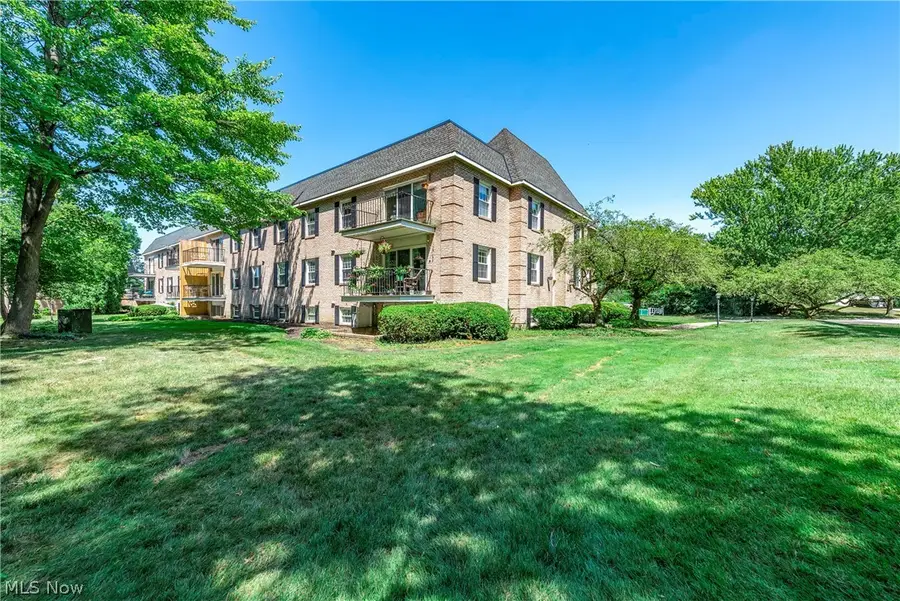 1155 Charter Oak Lane #304, Westlake, OH 44145 - #2