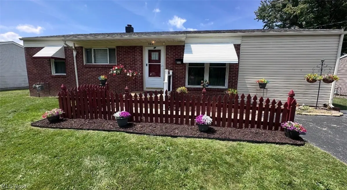 568 Purdue Avenue, Austintown, OH 44515 - #1