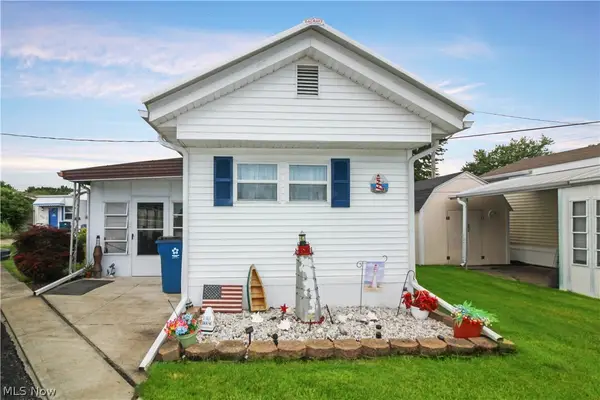 8175 E North Shore Boulevard #16, Marblehead, OH 43440
