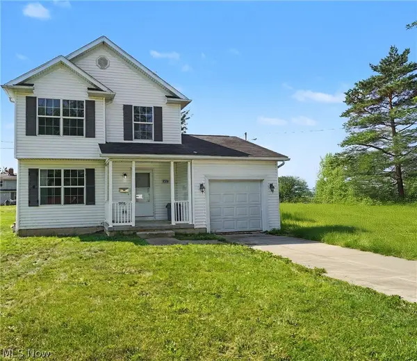 9598 Greenmeadow Road, Windham, OH 44288