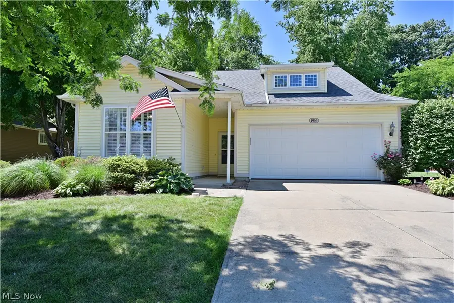 1936 Pembrooke Lane, Avon, OH 44011 - #2