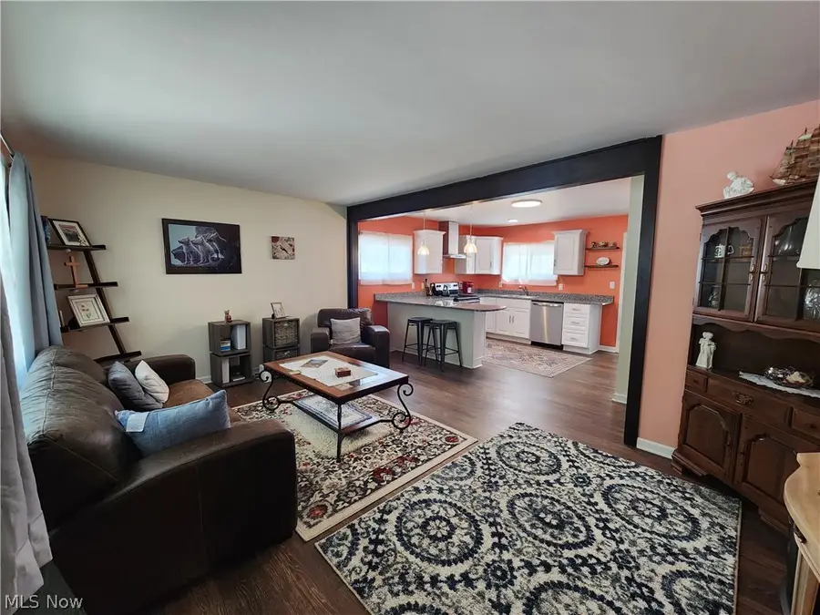 221 Wallace Drive, Berea, OH 44017 - #3