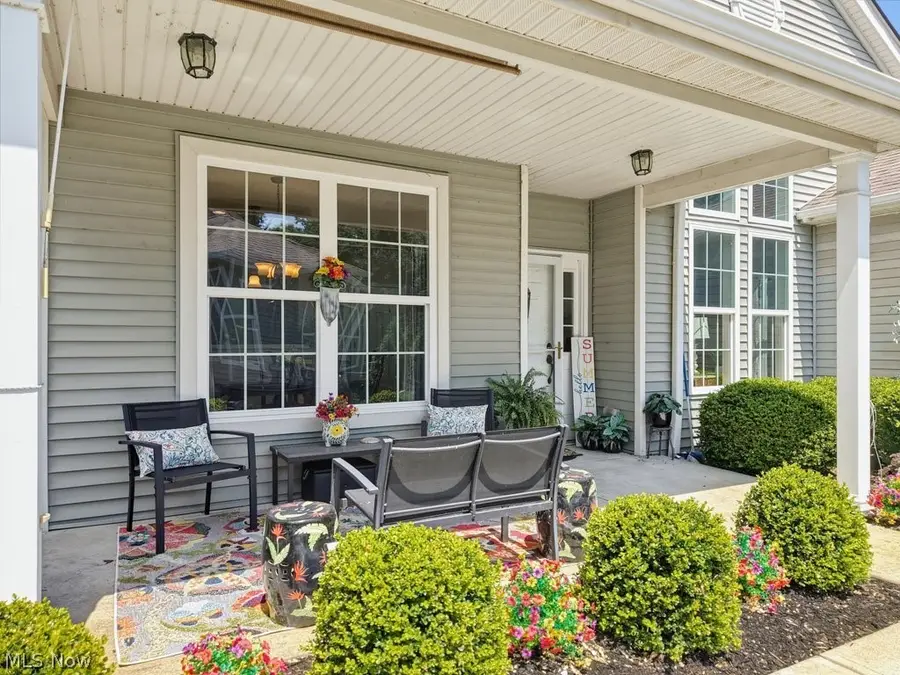 568 Hyannis Port Circle, Avon Lake, OH 44012 - #2