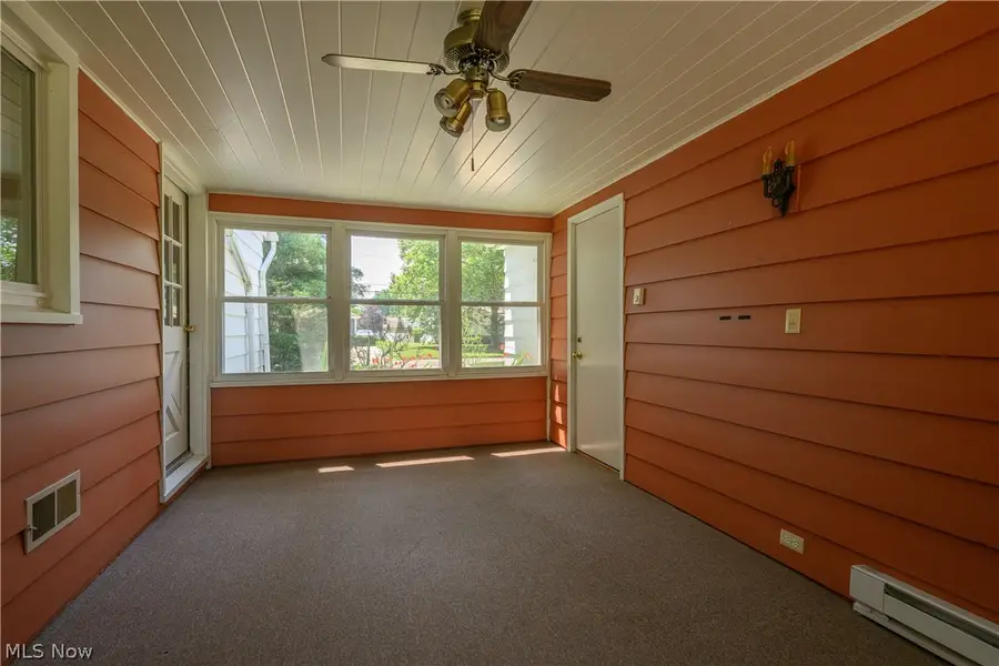 2035 Thornhill Drive, Akron, OH 44313 - #3