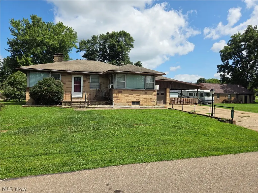 495 Maple Street, Duncan Falls, OH 43734 - #1
