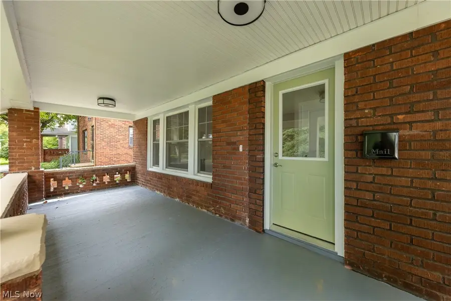 3520 Bainbridge Road, Cleveland Heights, OH 44118 - #3
