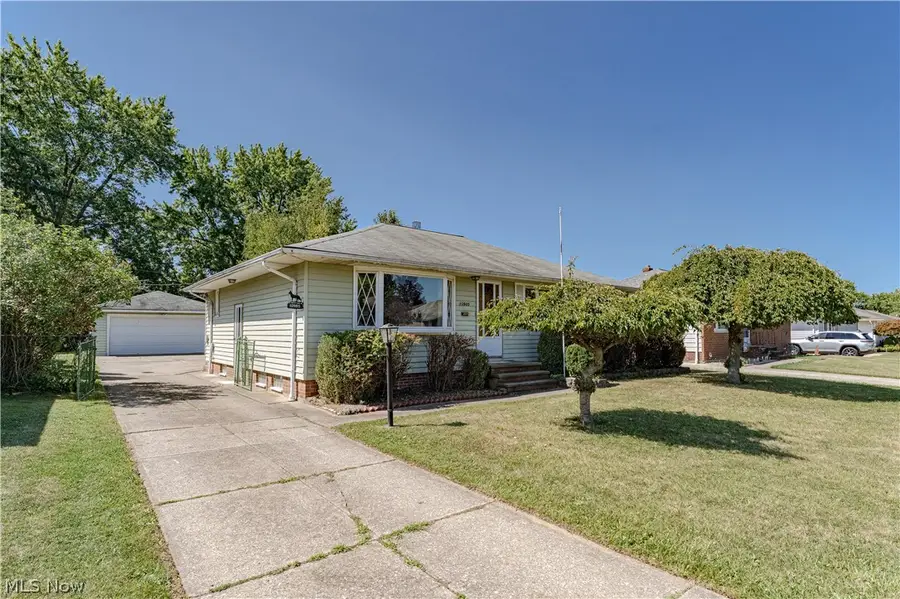 10985 Kader Drive, Parma, OH 44130 - #2
