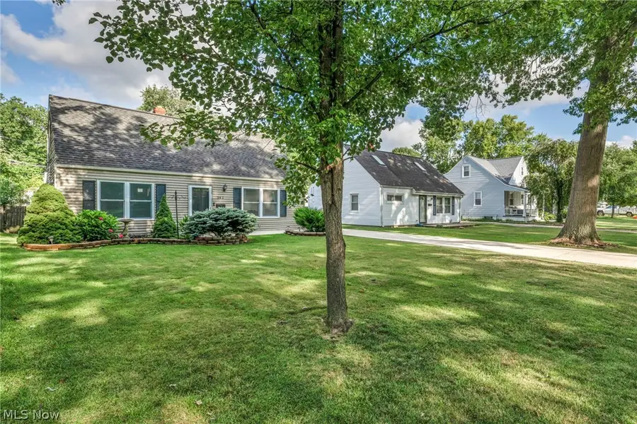 342 Inwood Boulevard, Avon Lake, OH 44012 - #3