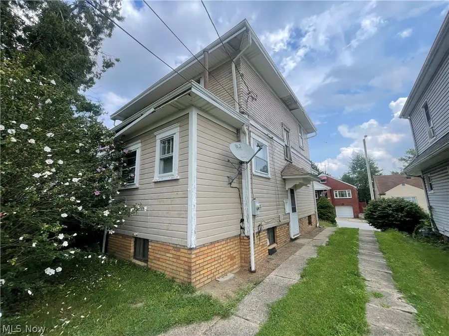317 Cedar Avenue, Steubenville, OH 43952 - #3