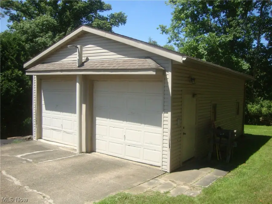 4285 Mineral City Zoar Ne Road, Mineral City, OH 44656 - #3