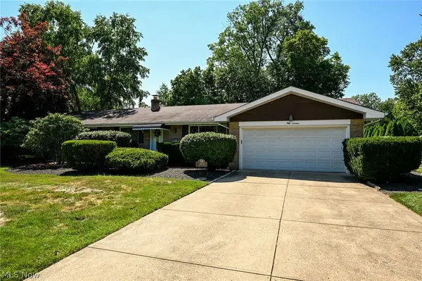 5014 Douglas Drive, North Olmsted, OH 44070