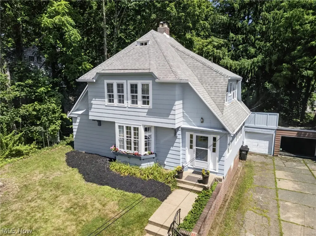 813 N Grant Street, Wooster, OH 44691 - #1