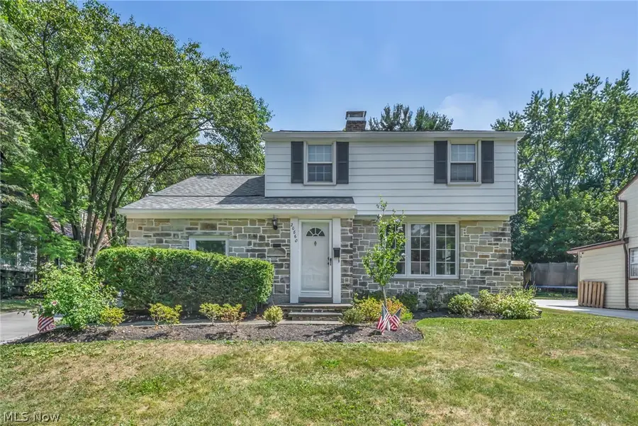 20860 Farnsleigh Road, Shaker Heights, OH 44122 - #3