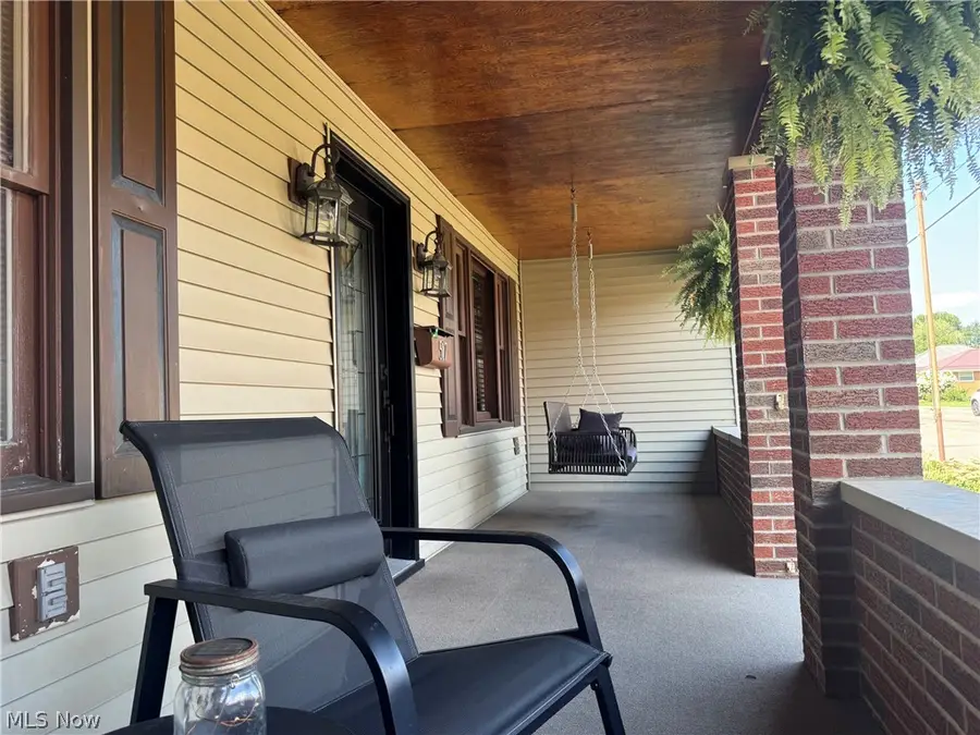 517 Walden Avenue, Tiltonsville, OH 43963 - #2