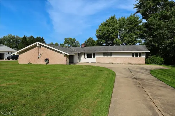 13845 Fox Hills Drive, Novelty, OH 44072